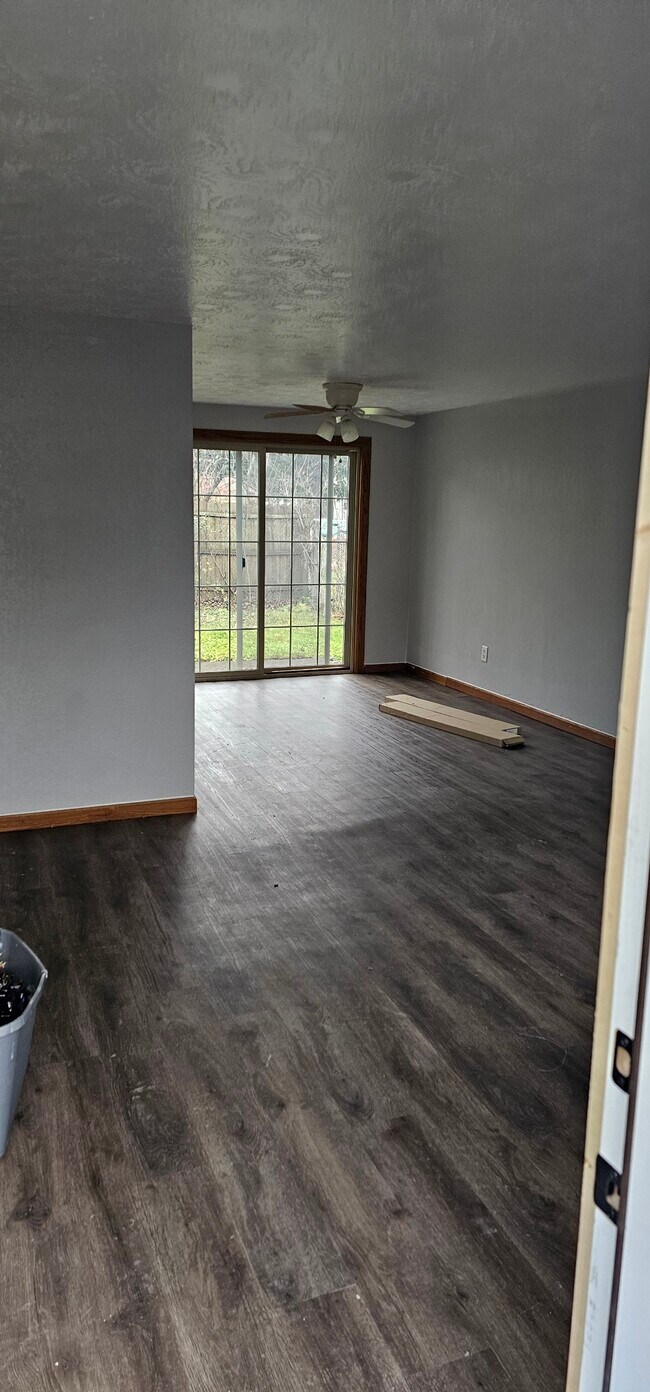 Photo - 1109 State St