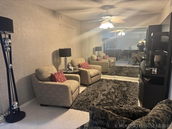 Photo - 14111 Royal Vista Dr Unit 404