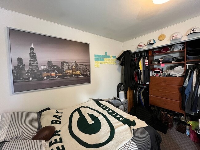 Photo - Ravenwood Apartments
