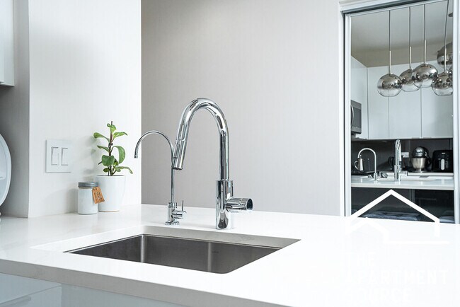 Photo - 757 N Orleans St Unit 1802