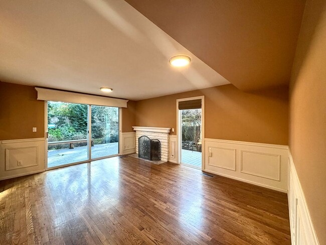 Photo - Stunning Bellevue Home with Lush Gardens & Prime Location