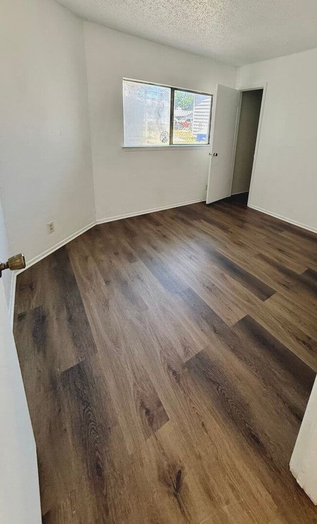 Photo - 2 Bed 1 Bath