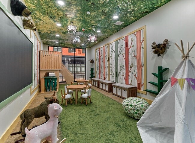 Children's Playroom - TMD: Skye Lofts North