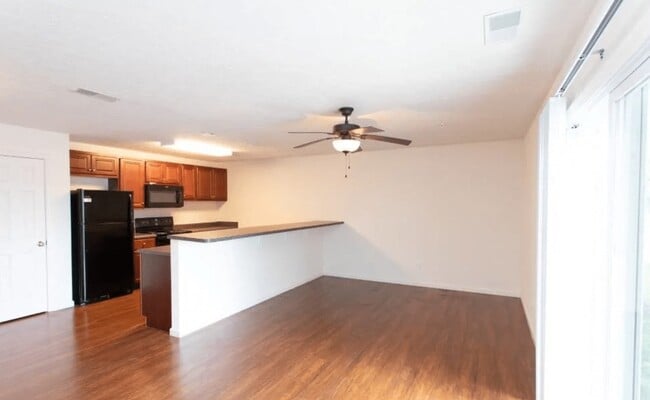 Photo - McCormick Manor