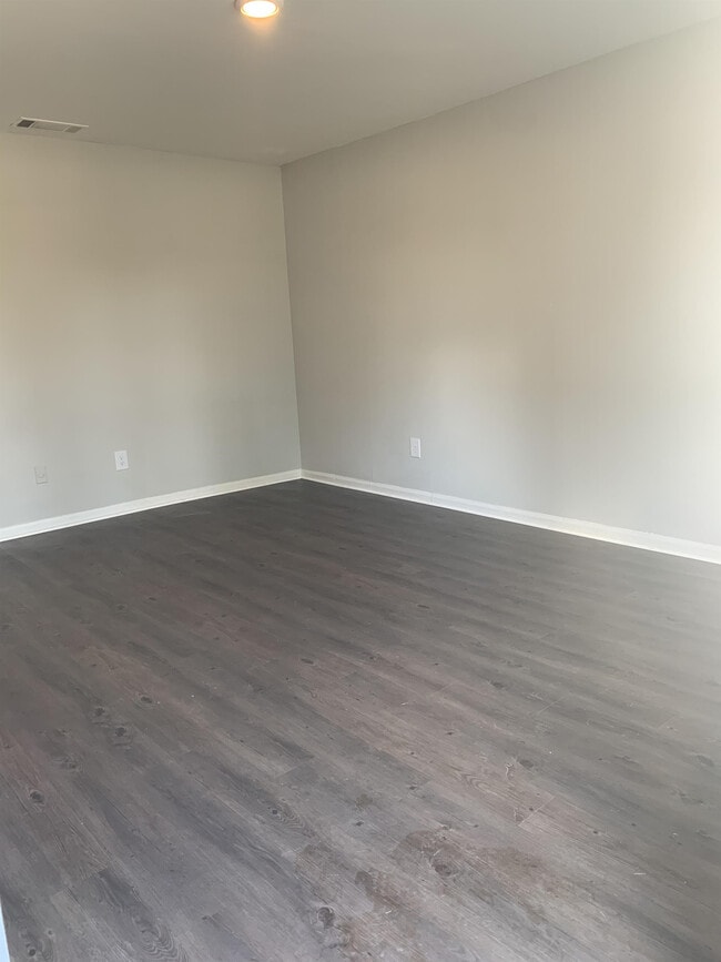 Photo - 2133 W Gordon Ave