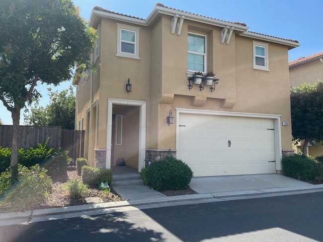 Photo - 7009 Harmony Dr