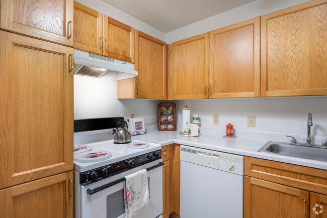 Kitchen - Augusta Springs