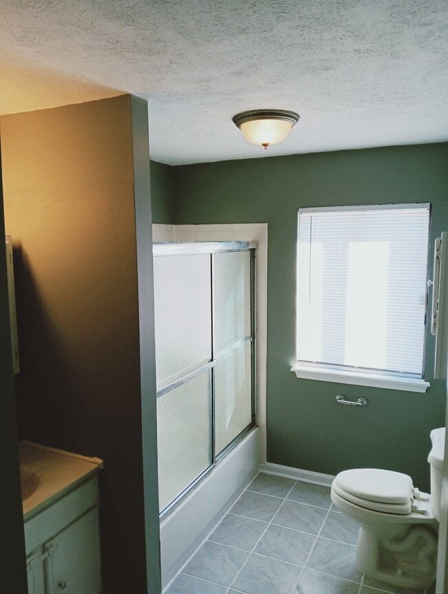 Photo - 10636 Nicholas St