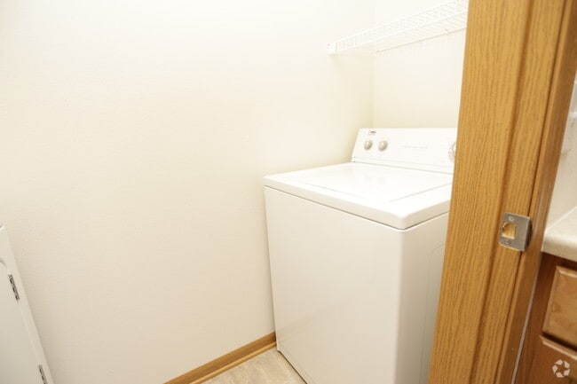 Photo - Landing Place Apartments