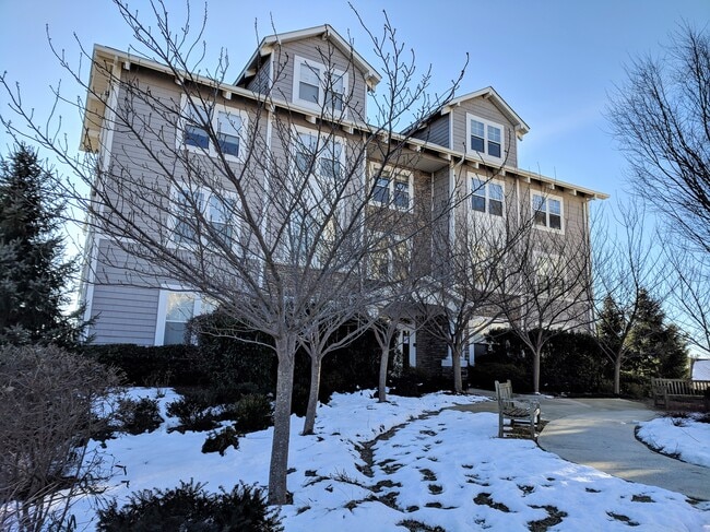 Building Photo - 12828 Clarksburg Square Rd Unit 301 Rental