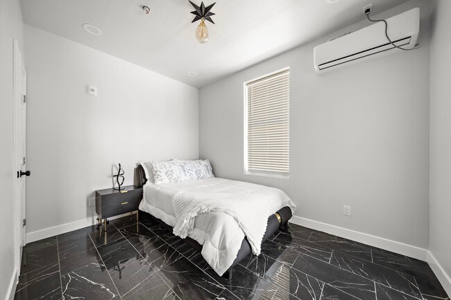 Bedroom - 1009 8th street Apartments