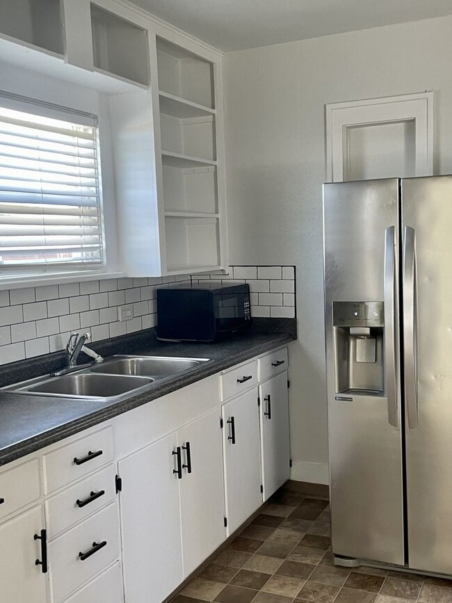 Photo - 1745 James St Unit 1745-A