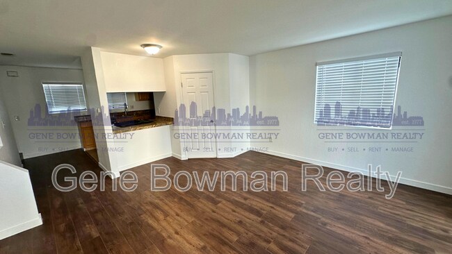 Photo - 1485 Hemlock Ave