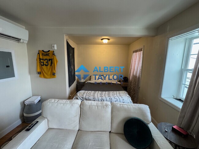 Photo - 83 Bolton St Unidad #1