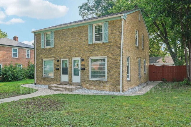 Photo - 3860 S Brust Ave