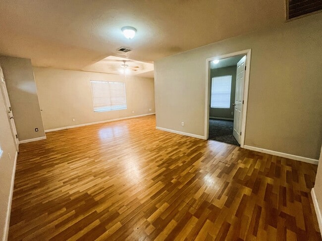 Photo - 5008 Drexel Ave Unit 914 Nw 101-1