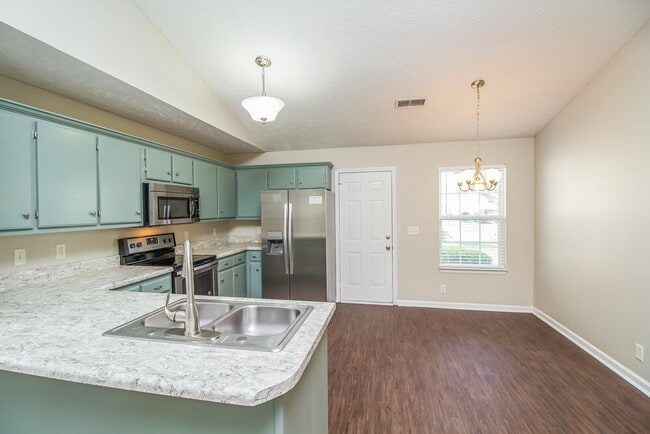 Photo - 1147 Melvin Dr