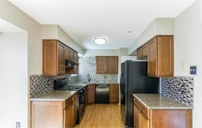 Building Photo - 7681 Blueberry Hill Ln Rental