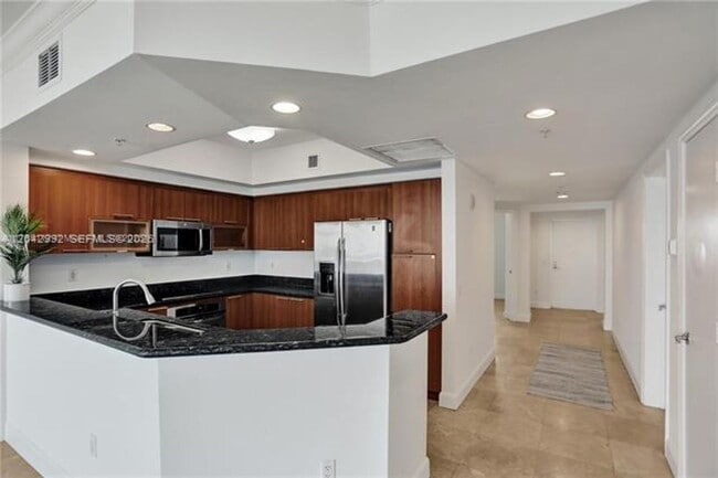 Photo - 15051 Royal Oaks Ln