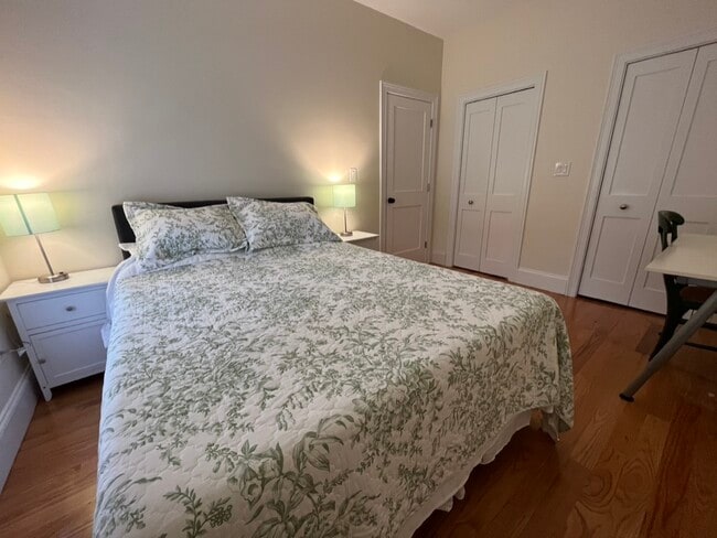 Photo - 80 Sharon St