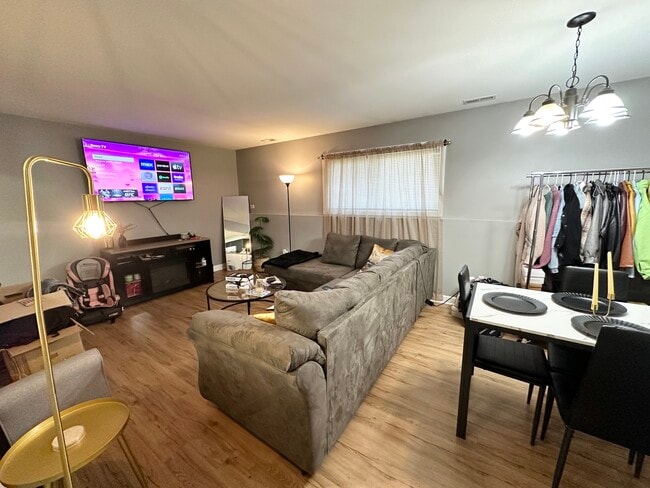 Photo - 2390 Bicentennial Ave Unit 4