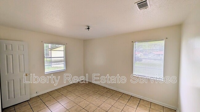 Photo - 179 Cherokee Cir