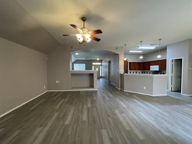 Photo - 2709 Logan Dr