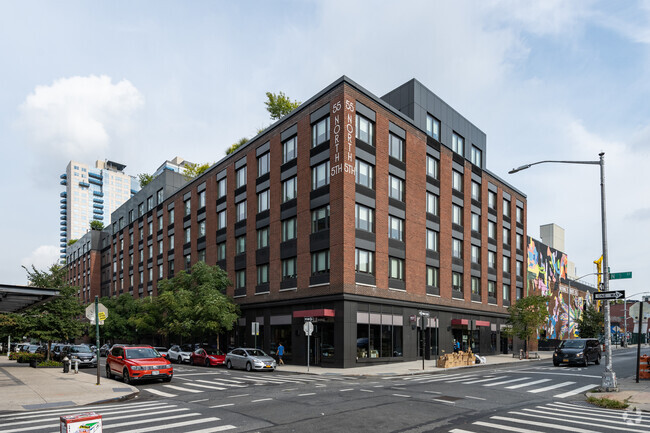 Building Photo - Fifth and Wythe Rental