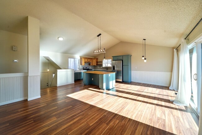 Photo - 4450 McGrew Cir