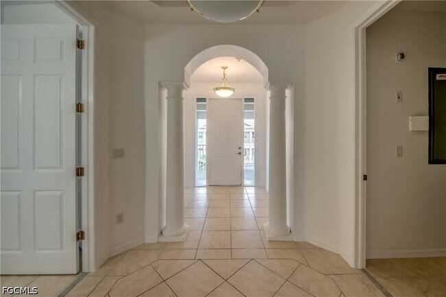 15250 Riverbend Blvd Unit 204