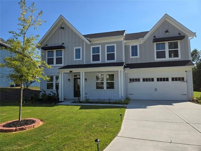 Building Photo - 121 Linden Ct