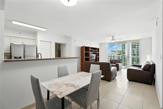 Photo - 1155 Brickell Bay Dr Unit 703