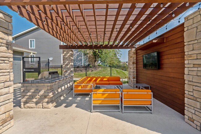 Photo - The Reserve At Barry Apartments