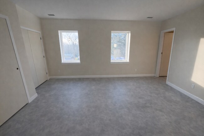 Photo - 300 N Independence St