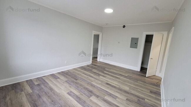 Photo - 1008 Main St Unit 3