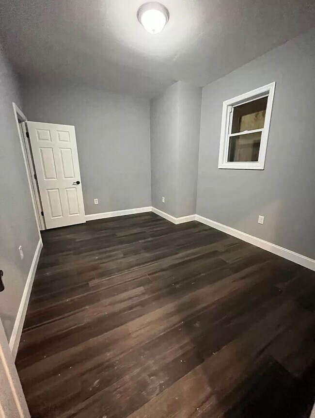 Photo - 495 Clinton Ave Unit 1