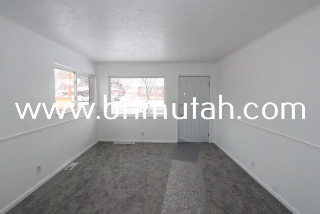 Photo - 5856 S 157 W