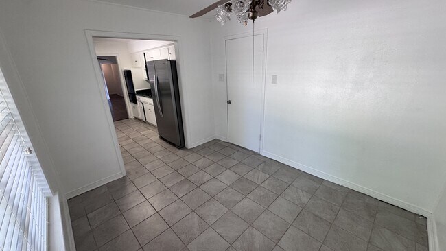 Photo - 621 Mink Dr