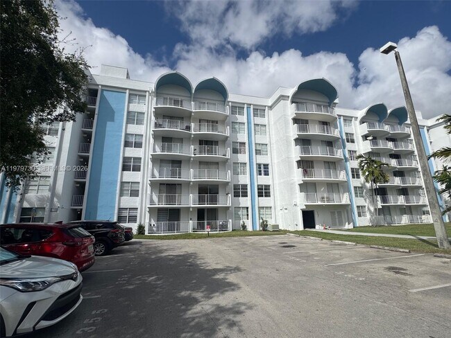 Building Photo - 494 NW 165th St Unit C-208