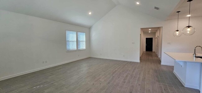 Photo - 8422 Bay Oaks Dr