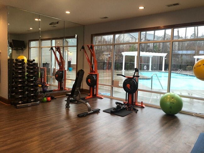 Photo - Robinhood Court Apartments and Villas