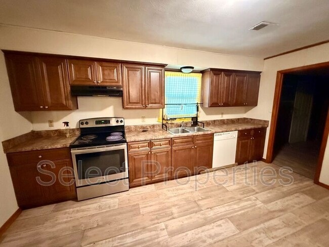 Photo - 2103 Brazos St