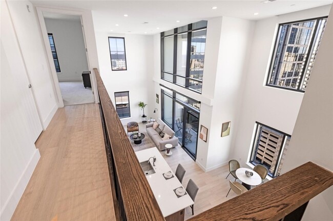 Photo - 808 Crawford St Unidad 4114