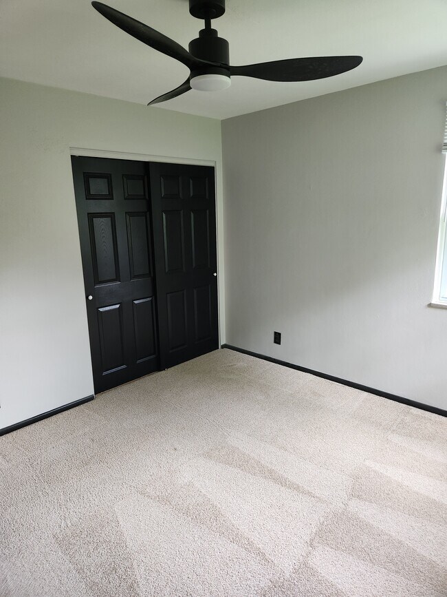 Photo - 624 Bollman Ave