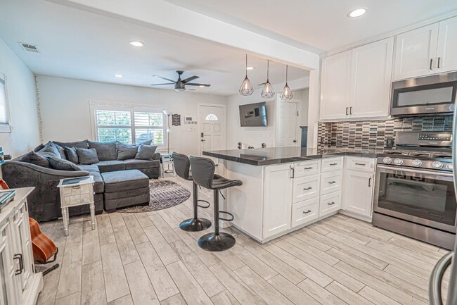Beautifully Remodeled 2BR/1BA  Home – Move-In Ready!