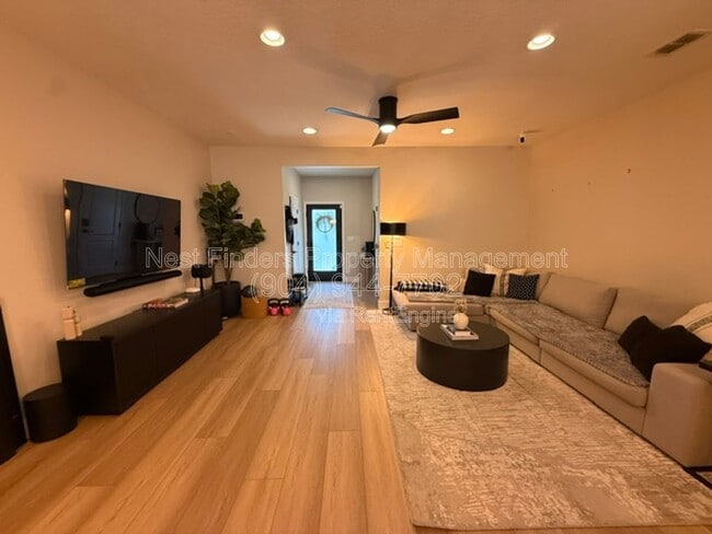 Photo - 7039 Beauhaven Ct