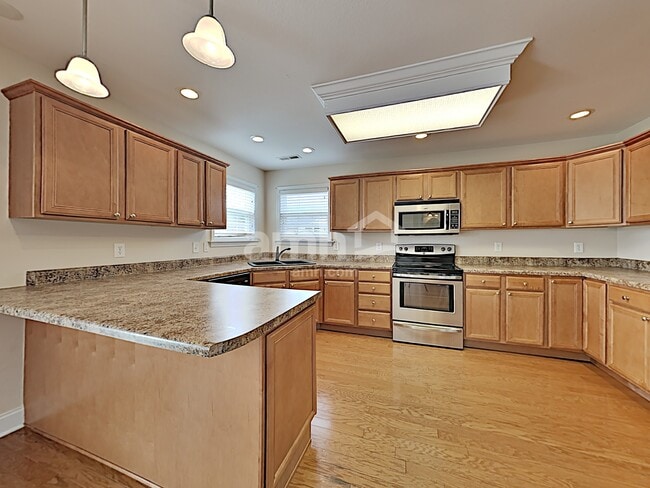 Photo - 2101 Briarhill Ln