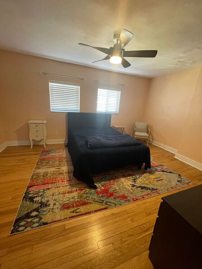 Photo - 107 Oakland Ct Unit 1