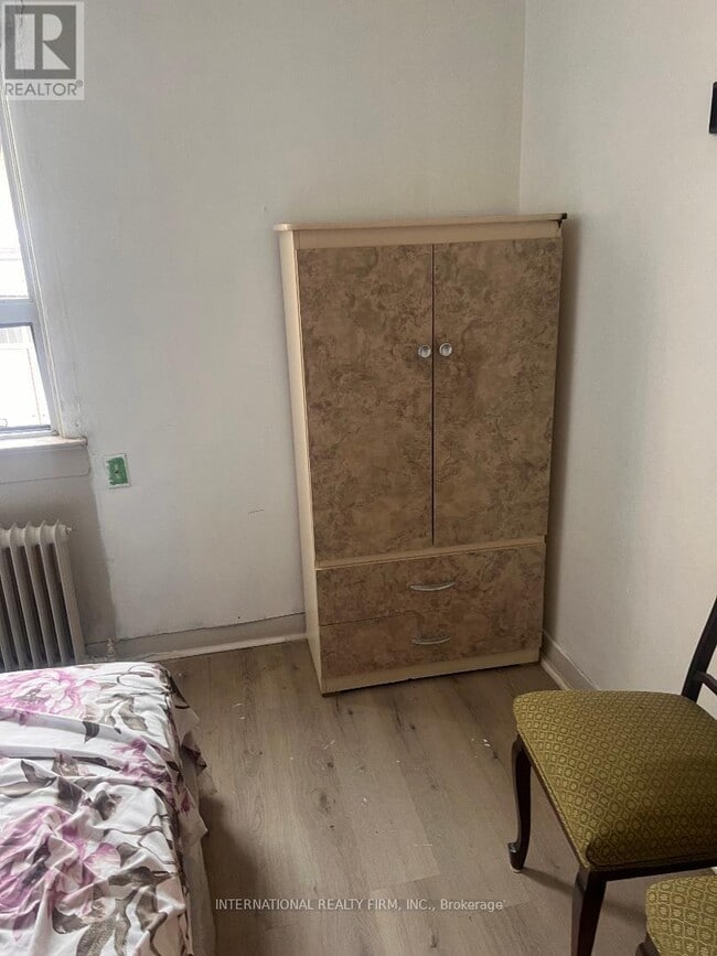 Photo - 2034 Weston Rd Unit 1 A-B