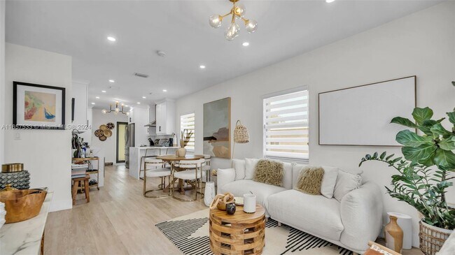 Photo - 2324 SW 58th Ct